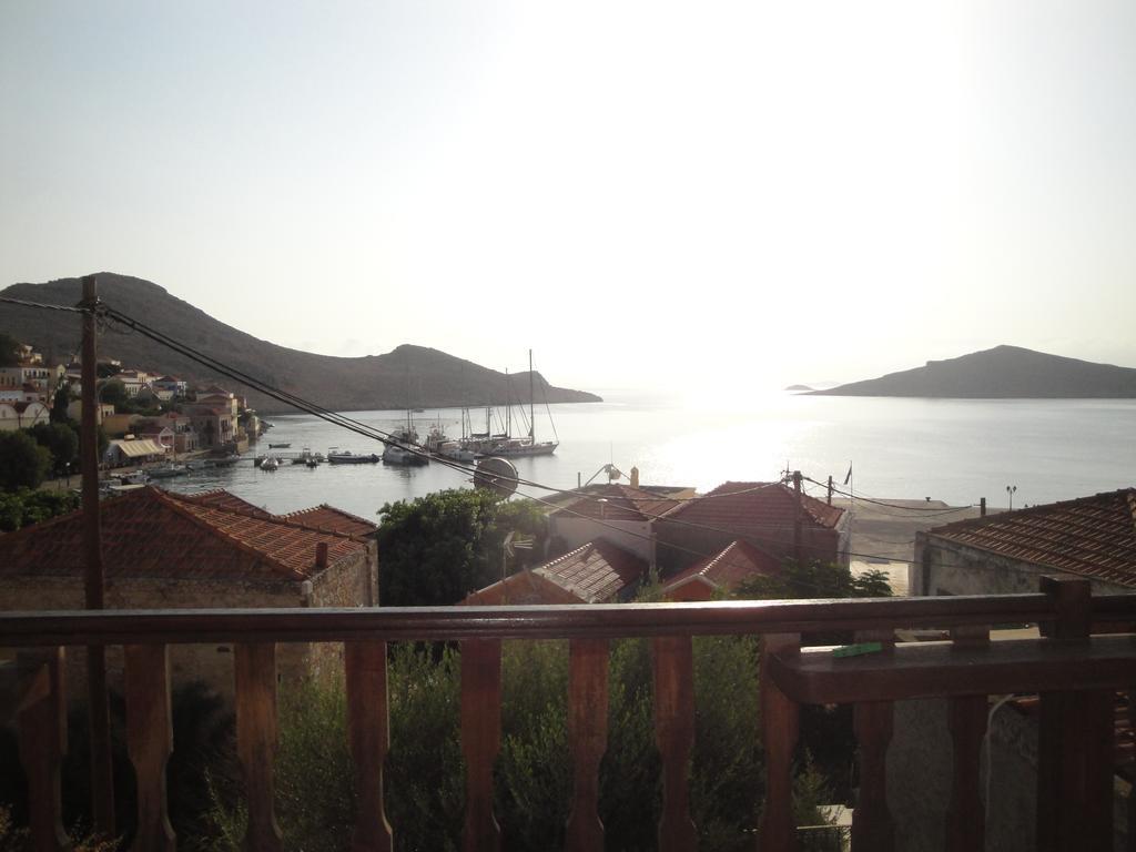 Villa Chrysodimi Chalki Town 객실 사진
