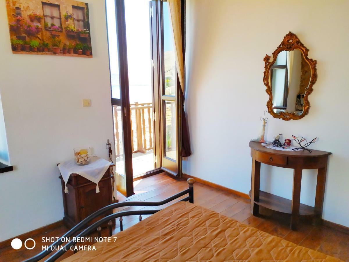 Villa Chrysodimi Chalki Town 외부 사진