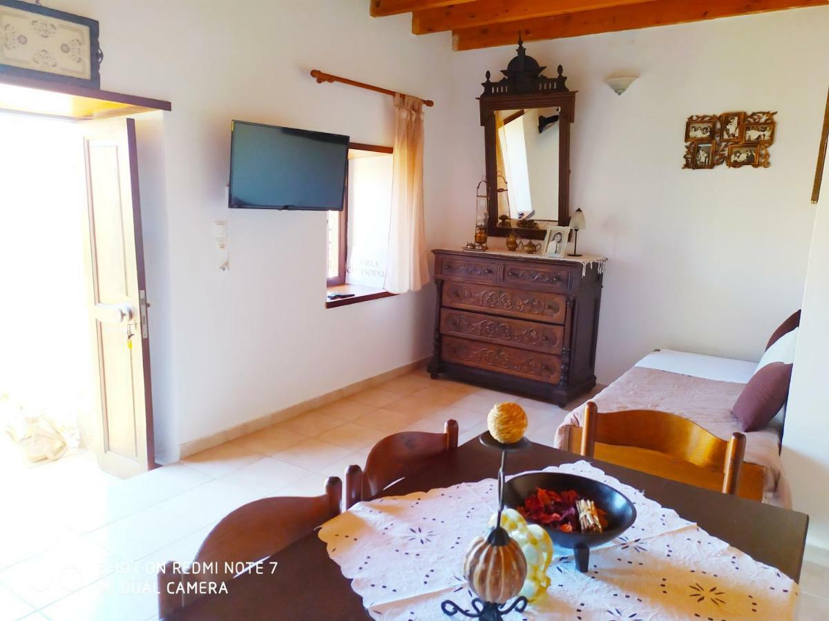 Villa Chrysodimi Chalki Town 외부 사진