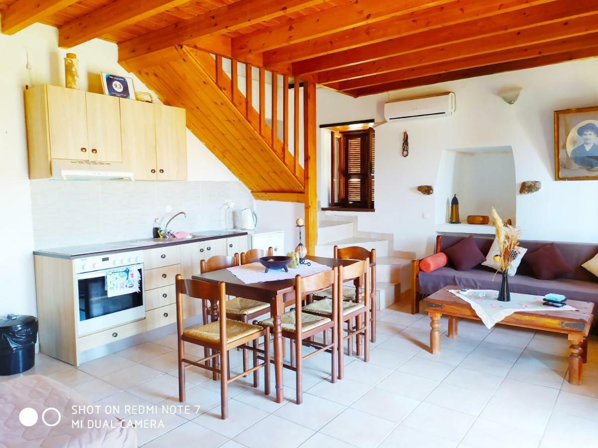 Villa Chrysodimi Chalki Town 외부 사진